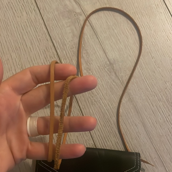 Sandalwood cowhide crossbody small black brown 5” like new - Picture 7 of 8